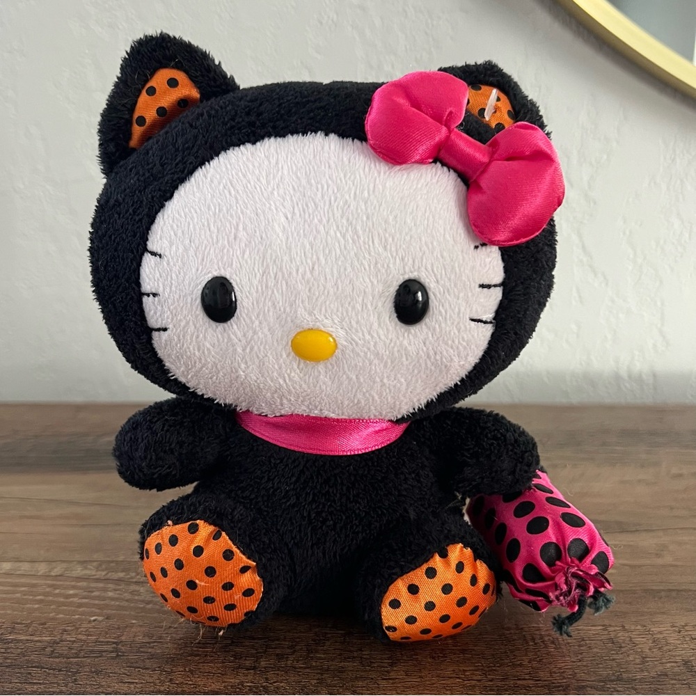 Ty HELLO KITTY Halloween Black Cat with Candy Beanie Baby  plush